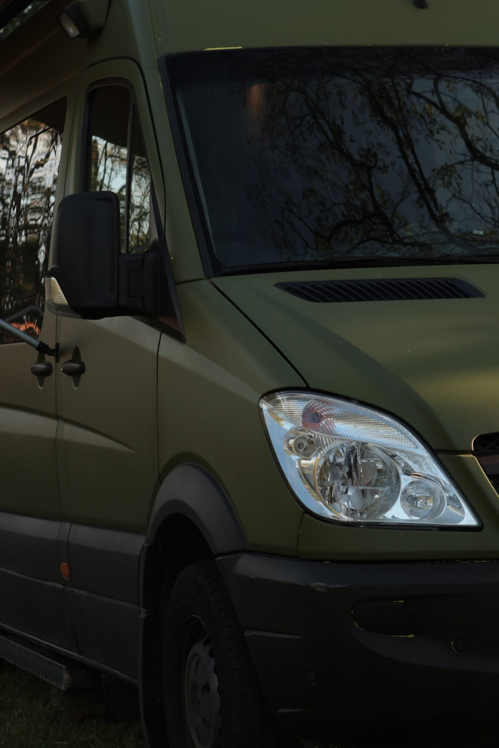 Van in Frontalansicht